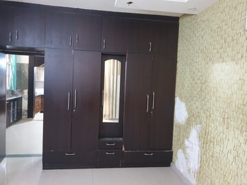 Furnished Amenities in 3 BHK Apartment at Conscient Habitat 78, Sector 78 – for Sale