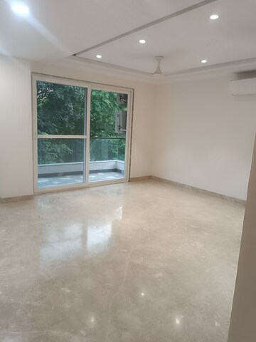 Room in 4 BHK Builder Floor at Chittaranjan Park – for Sale