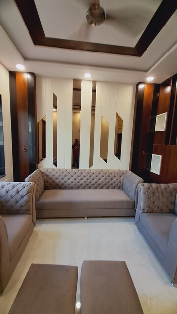 Bedroom in 4 BHK Villa at Mansarovar Extension – for Sale