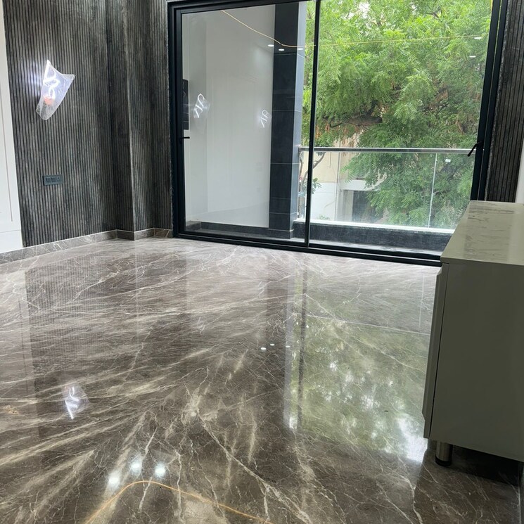 Room, south city 2 4 Bedroom 275 Sq.Yd. Builder Floor In South City 2 Gurgaon 7607620