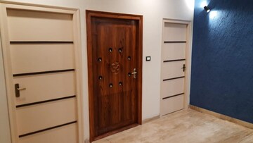 Room in 3 BHK Apartment at Indiranagar – for Rent