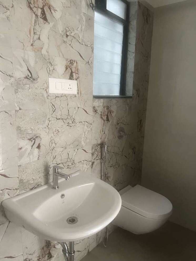 Bathroom, vtp-solitaire 2 Bedroom 780 Sq.Ft. Apartment In Baner Pune 7607673