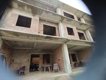 4 BHK Villa – Exterior View View at Noida Central - for Sale