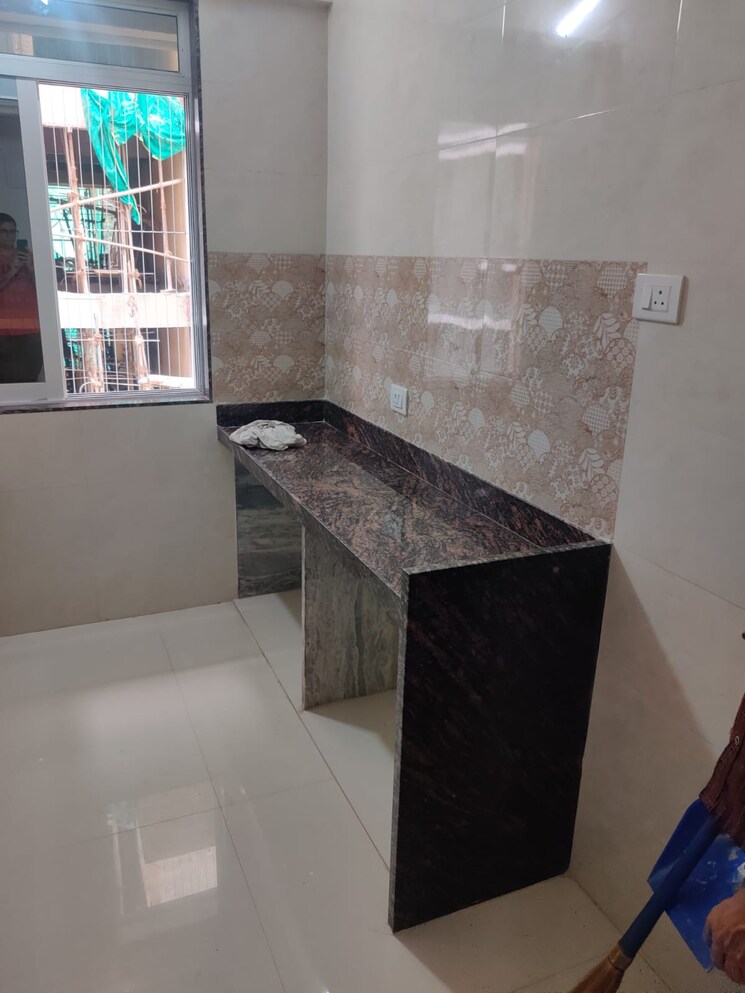 Kitchen, seasons-green 2 Bedroom 1260 Sq.Ft. Apartment In Khadakpada Thane 7607904