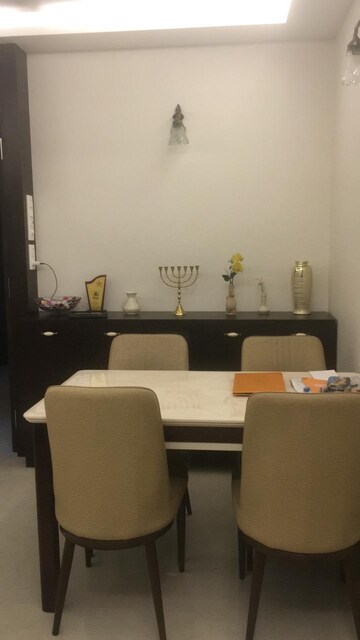 Furnished Amenities in 2 BHK Apartment at Sheth Vasant Oasis, Andheri East – for Sale