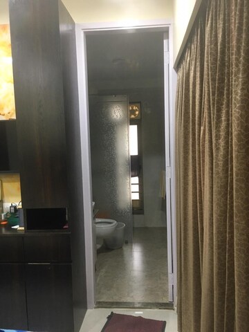 Bathroom in 2 BHK Apartment at Sheth Vasant Oasis, Andheri East – for Sale