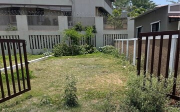 Plot For Sale in Dhanori