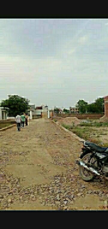 Plot – Exterior View View at Mahagun Mart, Sector 78 - for Sale