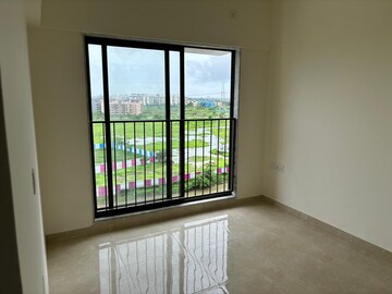 Room in 1 BHK Apartment at Naigaon East – for Sale