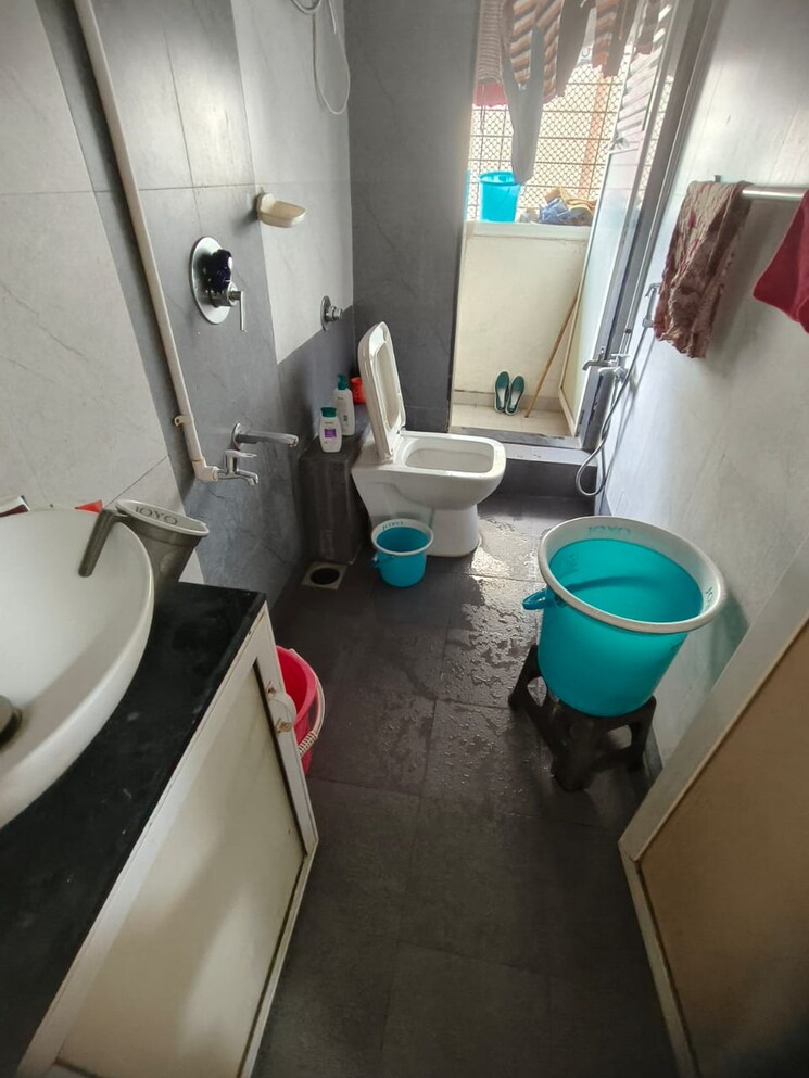 Attached Bathroom, chavandai-residency-ii 2 Bedroom 1100 Sq.Ft. Apartment In Kalwa Thane 7608389