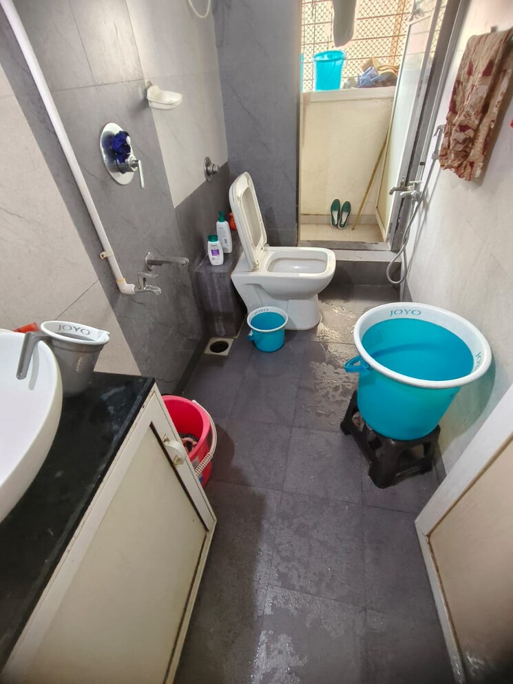 Bathroom, chavandai-residency-ii 2 Bedroom 1100 Sq.Ft. Apartment In Kalwa Thane 7608389