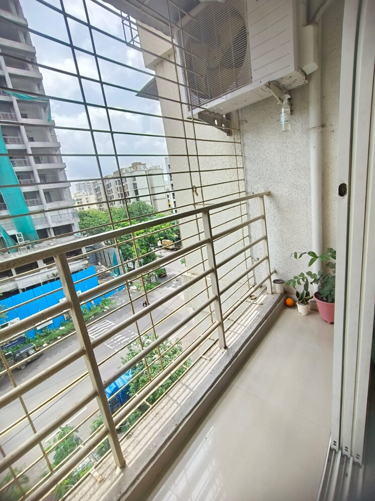Balcony, chavandai-residency-ii 2 Bedroom 1100 Sq.Ft. Apartment In Kalwa Thane 7608389