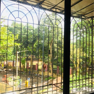 Living Room in 2 BHK Apartment at Veda CHS, Dahisar West – for Sale