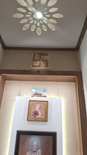 Furnished Amenities in 2 BHK Apartment at Lodha Amara, Kolshet Road – for Sale