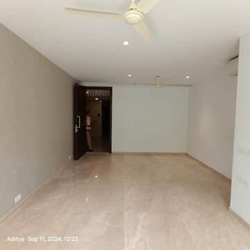 Room in 2.5 BHK Apartment at Hiranandani Castle Rock, Powai – for Rent