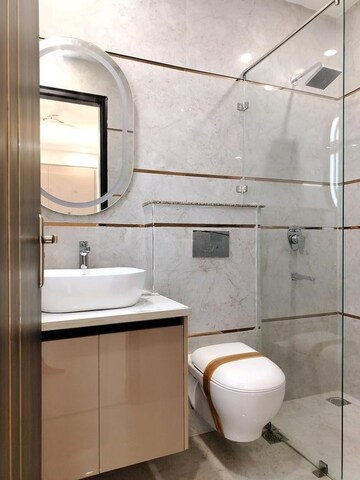 Bathroom in 2.5 BHK Apartment at Smart World Gems, Sector 89 – for Sale