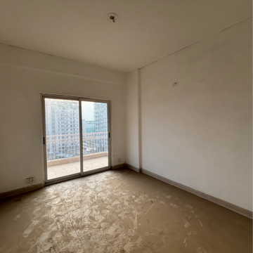 Room in 3.5 BHK Apartment at Tashee Capital Gateway, New Palam Vihar Phase 3 – for Sale