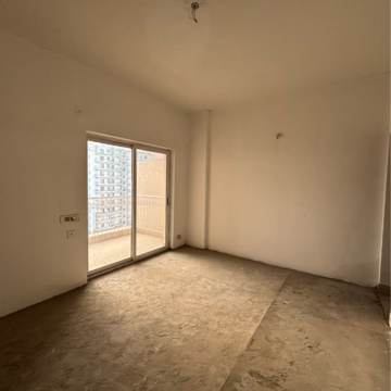 Room in 3.5 BHK Apartment at Tashee Capital Gateway, New Palam Vihar Phase 3 – for Sale