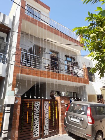 4 BHK Independent House For Sale in Dhakoli