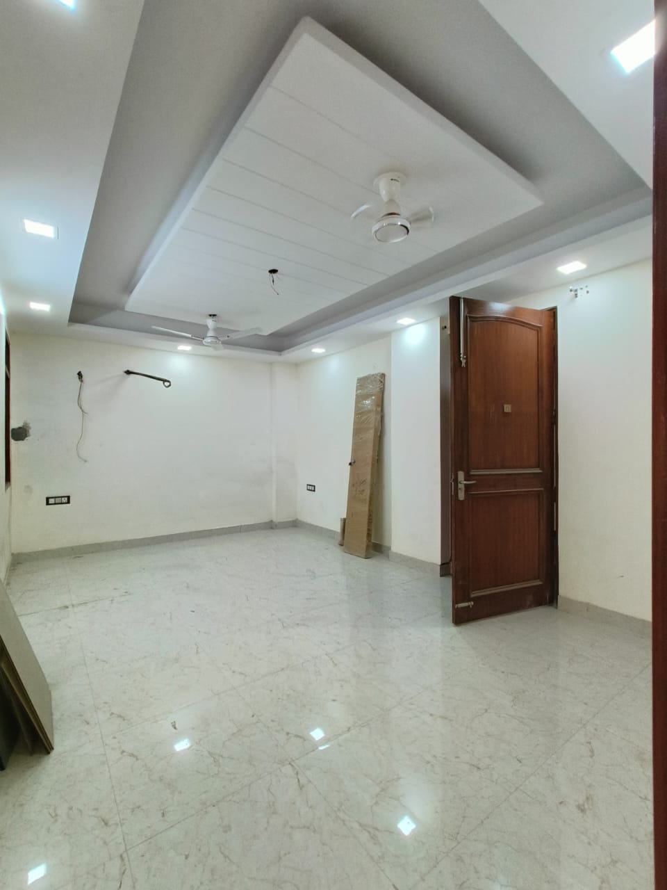 Rental 1 Bedroom 650 Sq.Yd. Apartment in Hargobind Enclave Chattarpur
