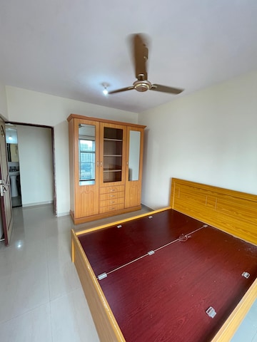 3 BHK Apartment For Rent in Highland Tower Lokhandwala Township Kandivali Mumbai  7610446