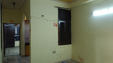 Living Room in 1 BHK Builder Floor at Vaishali Sector 4 – for Sale