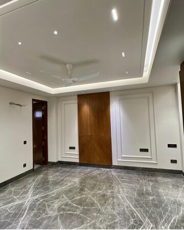 Kitchen in 4 BHK Builder Floor at Sushant Lok 2, Sector 57 – for Sale