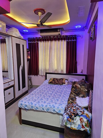 Room in 2 BHK Apartment at Dombivli West – for Sale