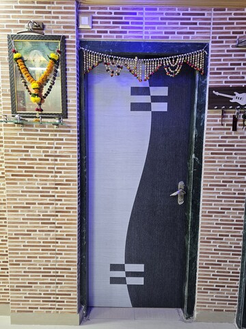 Furnished Amenities in 2 BHK Apartment at Dombivli West – for Sale