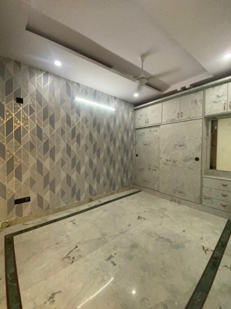 Room, ramprastha-greens-pearl-court 3 Bedroom 1900 Sq.Ft. Apartment In Shahpur Bamheta Ghaziabad 7611324