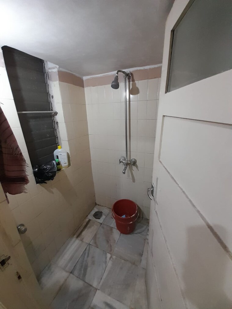 Bathroom, raheja-gardens 1 Bedroom 450 Sq.Ft. Apartment In Wanwadi Pune 7611820