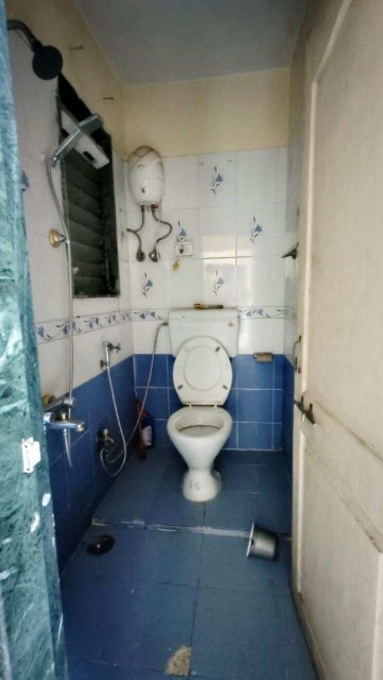 Bathroom, ag-park 1 Bedroom 400 Sq.Ft. Builder Floor In Santacruz East Mumbai 7611901