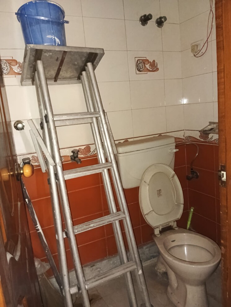 Master Bedroom, rohini sector 25 2 Bedroom 700 Sq.Ft. Builder Floor In Rohini Sector 25 Delhi 7612062