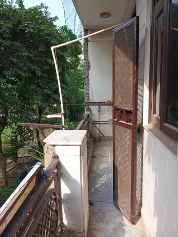 Balcony in 2 BHK Builder Floor at Rohini Sector 25 – for Sale