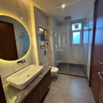 Bathroom in 4 BHK Builder Floor at Sushant Lok 3, Sector 57 – for Sale