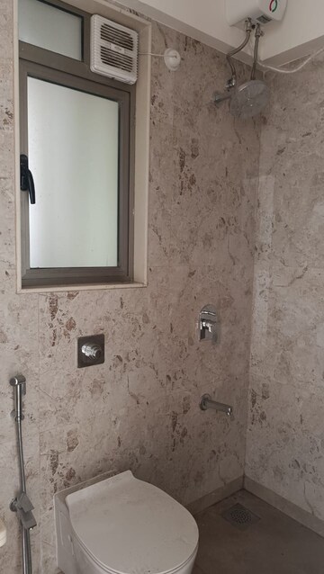 रेसिडेंशियल फ्लैट वर्ग फुट फॉर रेंट इन बायकुल्ला वेस्ट मुंबई  7612352