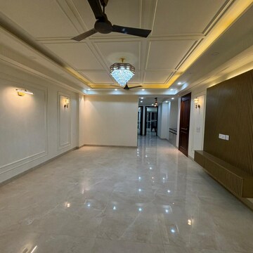 Room in 4 BHK Builder Floor at Chattarpur – for Sale