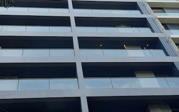 4 BHK Apartment For Sale in Santacruz West