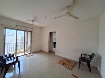 Room in 1.5 BHK Apartment at Lodha Casa Rio, Dombivli East – for Sale