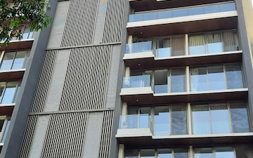 4 BHK Apartment For Sale in Khar West