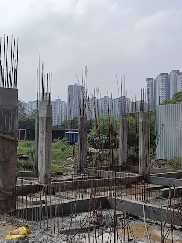 2 BHK Builder Floor For Sale in Noida Central