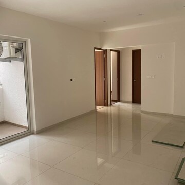 Room in 3 BHK Apartment at Shapoorji Pallonji Joyville Phase 2, Sector 102 – for Sale