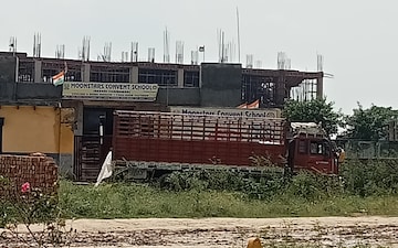 Plot For Sale in Sikri