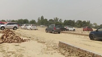  Plot – Exterior View View at Yamuna Expressway - for Sale
