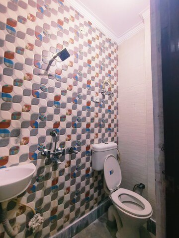 Bathroom in 2 BHK Builder Floor at Dwarka Mor – for Rent