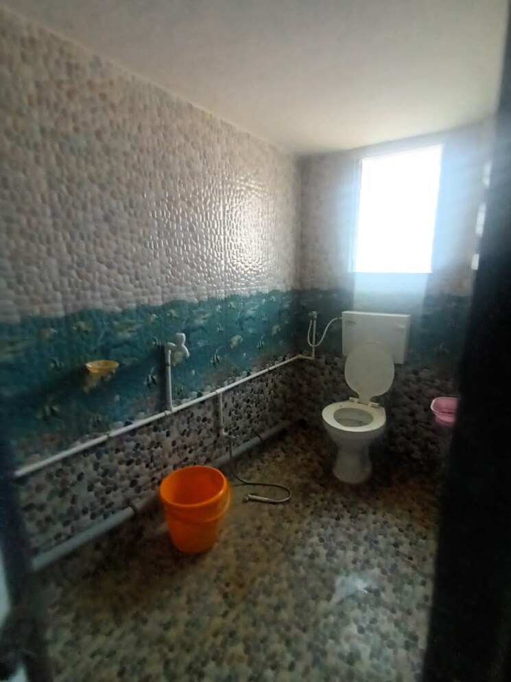 Attached Bathroom, vasai 6+ Bedroom 6500 Sq.Ft. Villa In Vasai Palghar 7614068