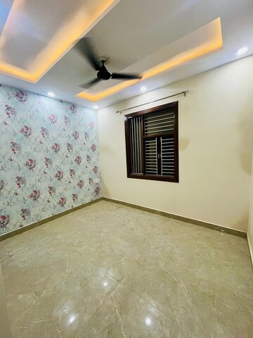 Bedroom in 2 BHK Apartment at Dwarka Mor – for Rent