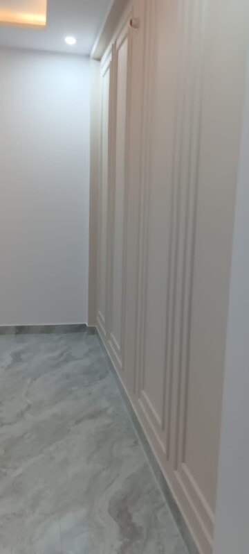Building Lobby in 3 BHK Independent House at Jankipuram Extension – for Sale