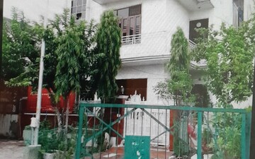2 BHK Villa For Sale in Crescent Western Trade Center, Delta Ii Greater Noida