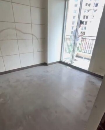 Room in 2 BHK Apartment at Exotica Dreamville, Sector 16c Greater Noida – for Sale